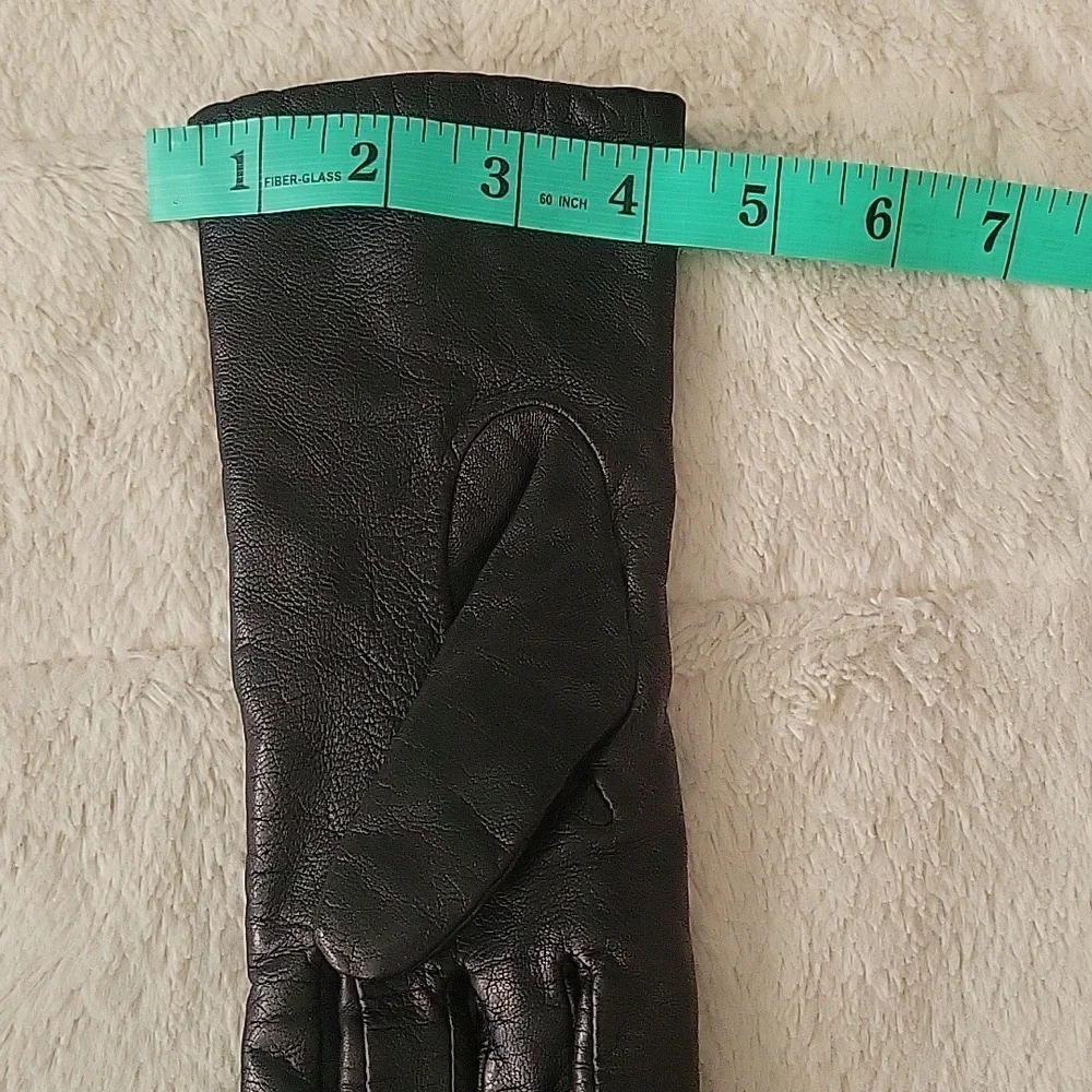 Fowes Leather women's gloves Size 7 Solf Leather Black